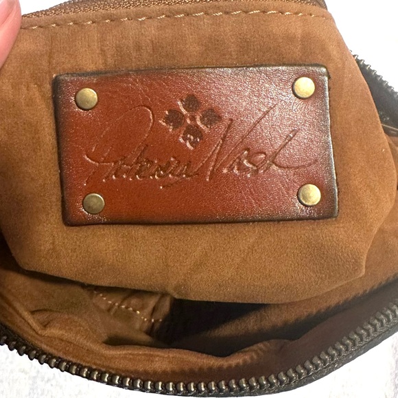 Patricia Nash Leather Bag - Picture 3 of 9